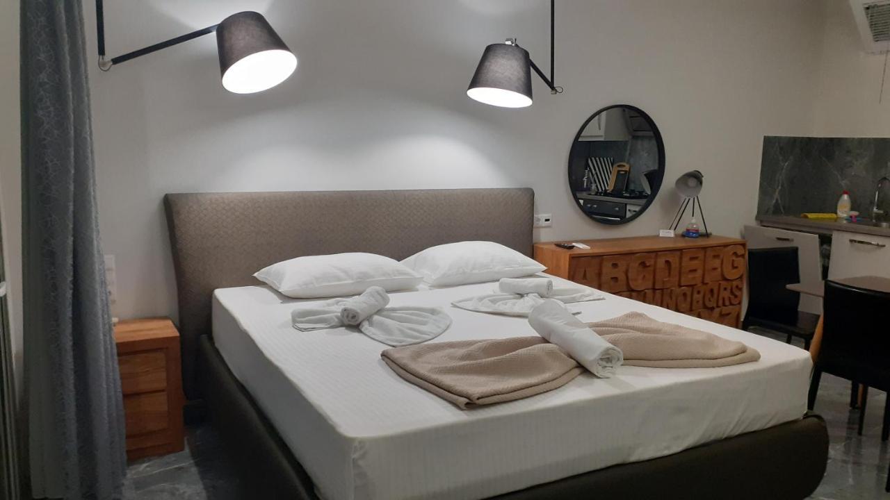 Giannis Apartamento Galatás Exterior foto
